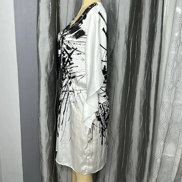 Black and White Abstract Kaftan Dress Sz16 - Picture 3 of 5